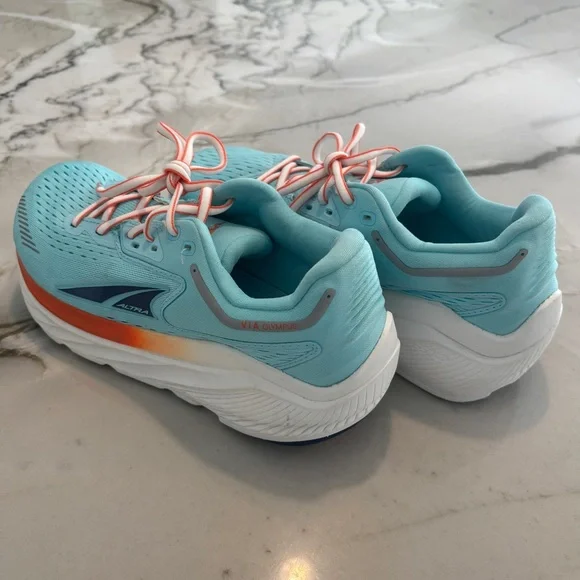 Altra Women’s Via Olympic Max Cushion Shoe | Size 8 - Picture 7 of 7